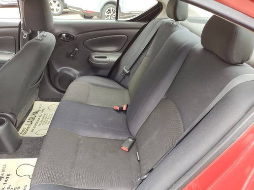 Imagen 6 de 10 de Nissan Versa 2012 1.6 Advance 5vel Mt