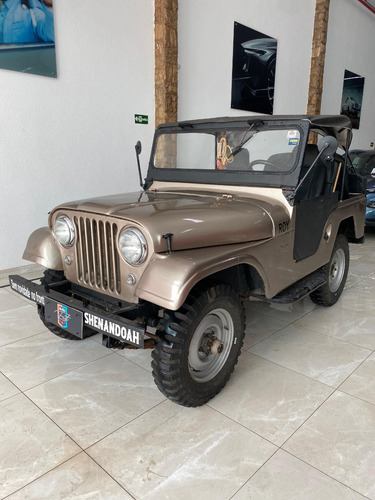 Ford Jeep 1975