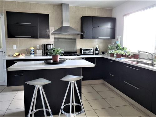 Imagen 10 de 14 de Se Vende Casa En Cumbres Del Lago Con Alberca Propia, Gran T