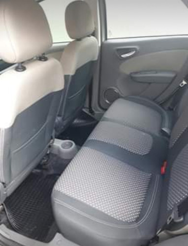 Fiat Grand Siena 2015 1.6 16v Essence Flex 4p