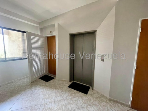 Maribel Morillo Asesor Inmobiliario De Rentahouse Vende Hermoso Y Moderno Apartamento De 3 Hab. Y 2 Baños, Conjunto Privado Del Triangulo Del Este Barquisimeto Lara