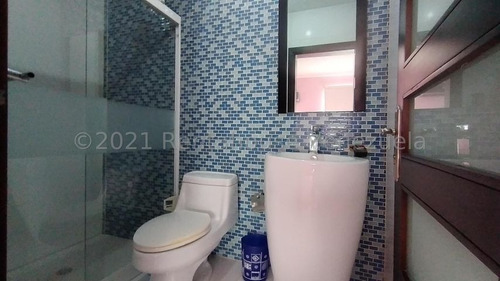 Imagen 17 de 30 de Casa En Venta Monterreal, Zona Este , Barquisimeto, Segura, Moderna, Planta Eléctrica, Piscina , Gym Con Sauna. Contactame Al 0424-5620928 Flex 22-23815 Z23