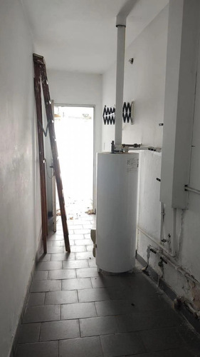 Casa En Venta - 4 Dormitorios 3 Baños - Cocheras - 350mts2 - Quilmes Oeste