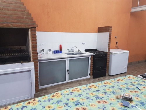 Imagen 11 de 14 de Hermoso Chalet 4 Ambientes En Gran Zona Y Buen Lote