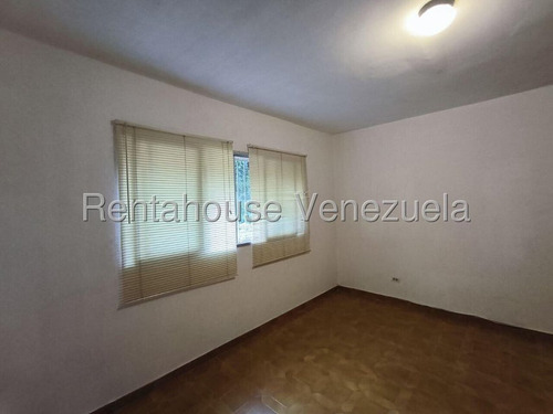 Alquiler - Anexo Residencial - La Trinidad Mls: 25-9673 S.m.
