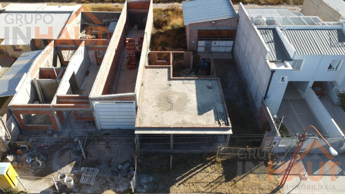 Imagen 9 de 12 de Venta Terreno Con Depósito Y Local Comercial- Cipolletti