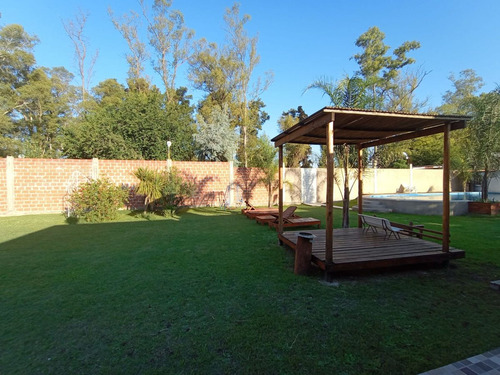 Quinta Venta Con Pileta Y Quincho Pontevedra Merlo