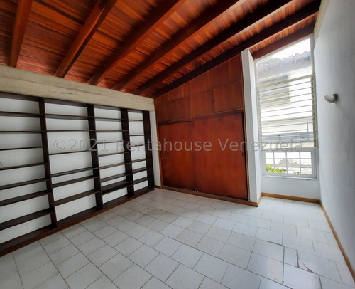 Imagen 17 de 22 de Casa En Venta En Caurimare 22-7204 Carolina Fermoso 0424 2083128