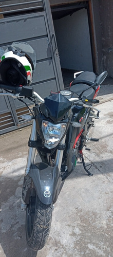 Imagen 5 de 5 de Benelli Tnt 25