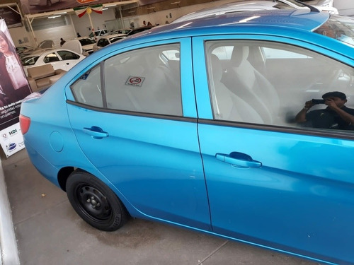 Imagen 4 de 10 de Chevrolet Aveo 2019 1.6 Ls Aa Radio Airbag At