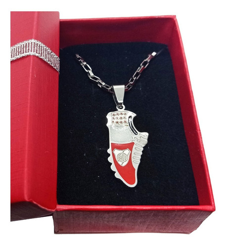 Collar Cadena Acero Quirúrgico Dije Botín River Plate Carp Color Rojo
