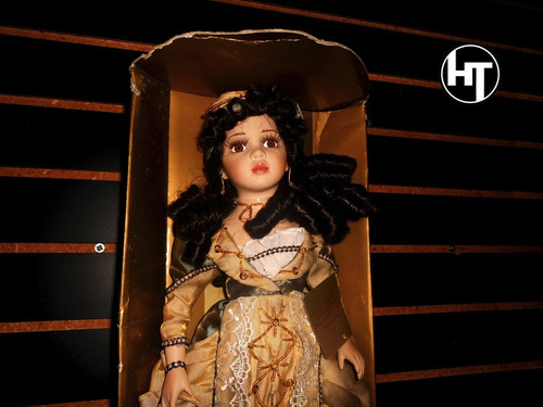 Imagen 4 de 10 de Muñeca De Porcelana, Michelle, Original Collectible Memories