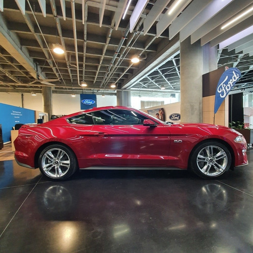 Ford Mustang Fastback 2020