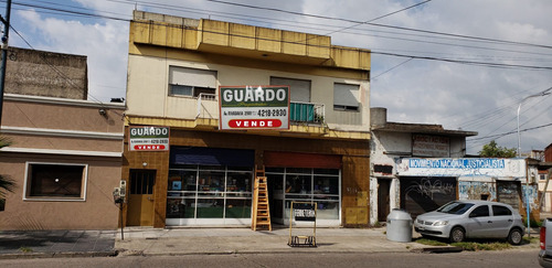 Local Doble Sobre Avenida Mas Depto 3 Amb