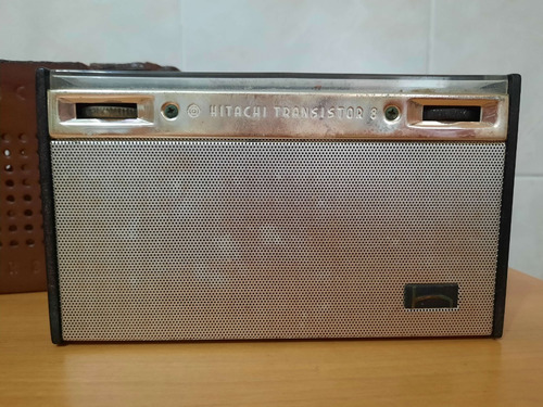 Antigua Radio Japonesa Hitachi Con Estuche De Cuero Original