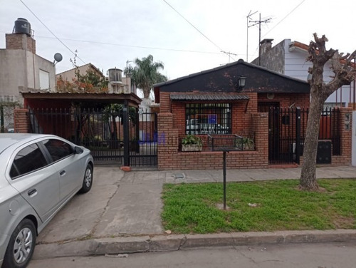 Imagen 2 de 23 de Casas Ideal 2 Familias Sobre Lote 10x20