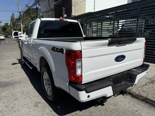 Ford F-250 6.7l Super Duty Cab Dob Diesel 4x4 At