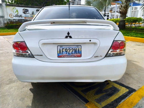 Imagen 5 de 11 de Mitsubishi Lancer Glx