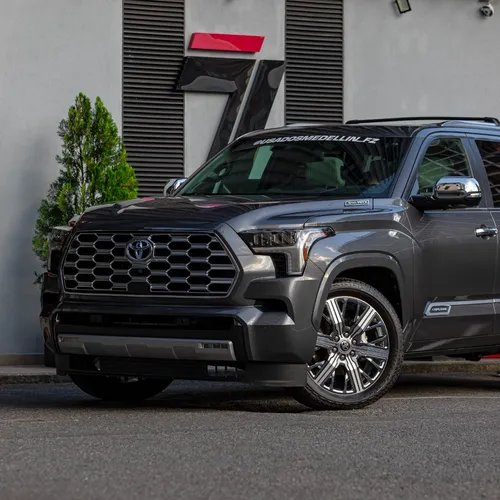 Toyota Sequoia Capstone 3.5