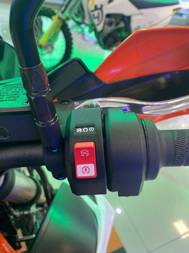 Imagen 5 de 20 de Ktm Adventure 790 R