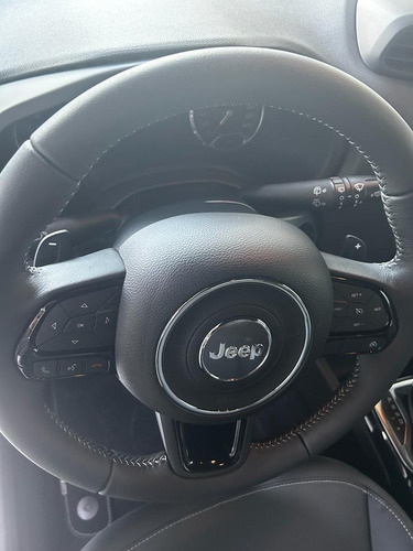 Imagen 8 de 13 de Jeep Renegade Longitud 80th Aniversario Jf