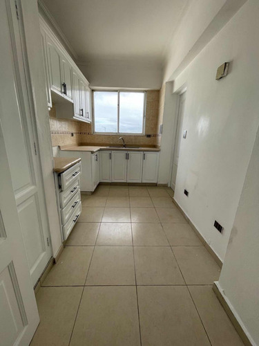 Renacimiento- Apartamento En Alquiler 3h, 2b