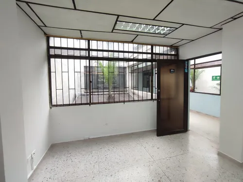 Local En Arriendo En El Centro/pereira (279062481).