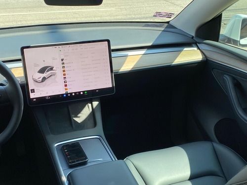 Tesla MODEL Y 0.0 Rwd