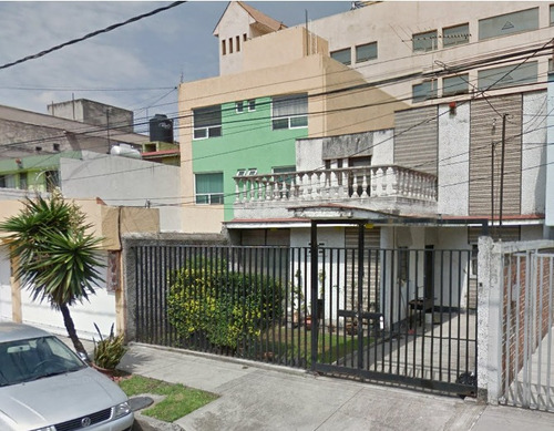 Casa En San Simón  Benito Juárez  En Remate Bancario Cerca De Parque Francisco