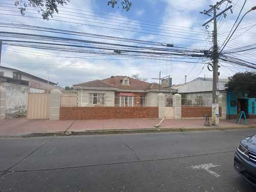 Se Arrienda Excelente Propiedad En El Centro De Quillota.