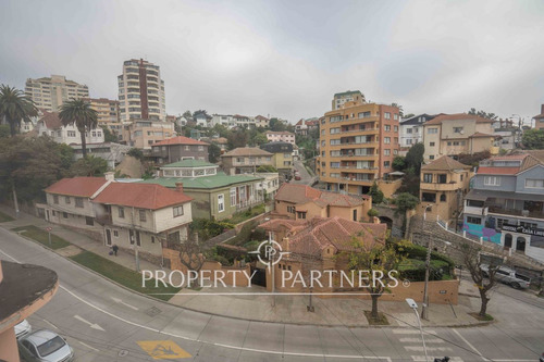 Casona Ubicada En Centro De Viña Del Mar