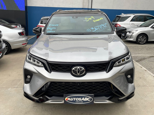 Toyota Hilux SW4 2.8 D-4D TURBO DIAMOND 7L 4X4