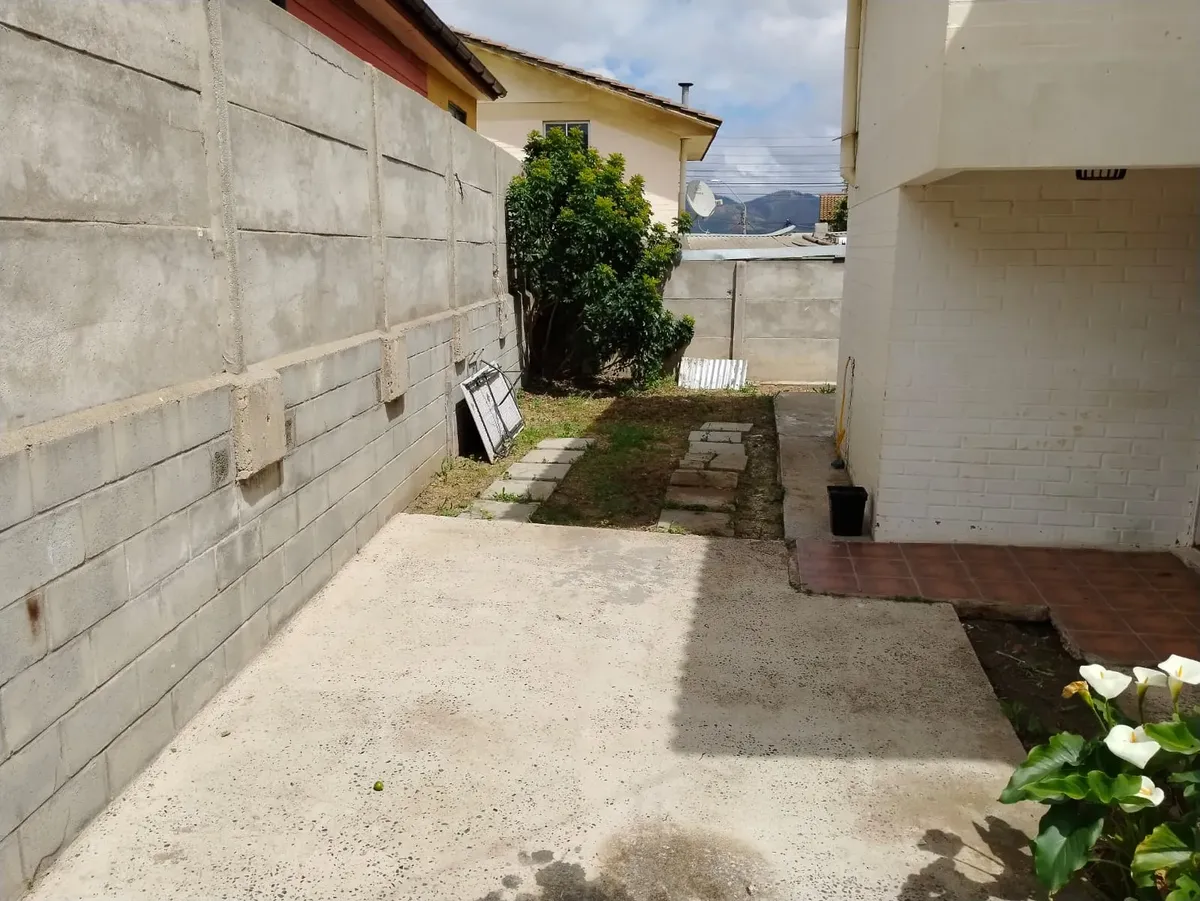 Imagen 4 de 13 de Vendo Casa Pareo Simple. Cruz De Lorena Quilpué
