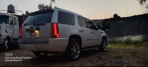 Cadillac Escalade ESV P Esv Vud R.22 4x4 At