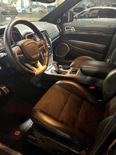 Imagen 11 de 25 de Jeep Grand Cherokee 2018 6.4 Srt Atx 465hp At