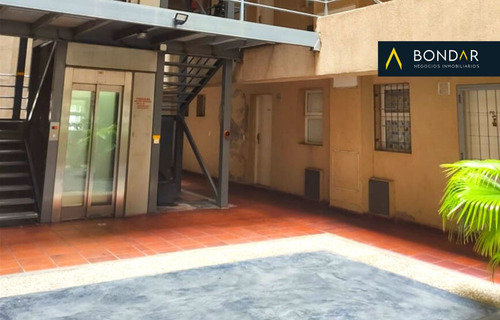 Imagen 5 de 19 de Departamento En Venta De 2 Dormitorios C/ Cochera En Guaymallén