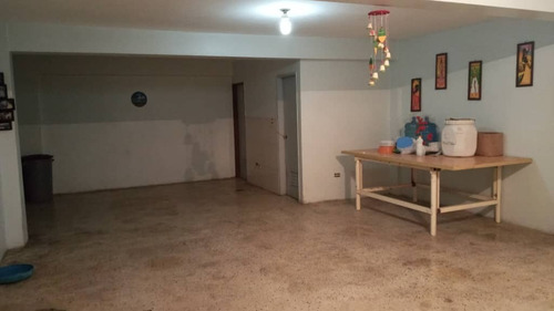 Imagen 8 de 14 de Casa + 2 Locales Comerciales Punta Brava Los Teques