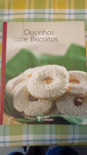 Libro De Cocina En Portugués: Docinhos E Biscoitos 