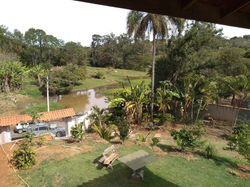 Linda Chácara , Com Muita Área Verde Em Torno Do Local, Facilidade De Acesso Ao Centro Comercial Da Cidade. - Ch00389 - 68127130