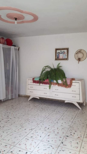 Imagen 11 de 19 de Casa Habitacion Con Local Comercial Incluido,cerca Bancos Hospitales Colegios
