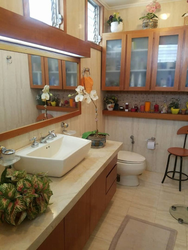 Imagen 16 de 17 de Se Vende Apto 236m 4h 4b 2p Los Naranjos Del Hatillo