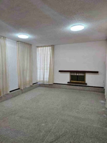 Se Vende Casa De Recuperación Bancaria En Via Lactea, Satelite 87458 Matamoros. Arf