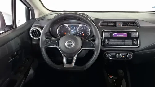 Nissan Versa 1.6 Sense Cvt