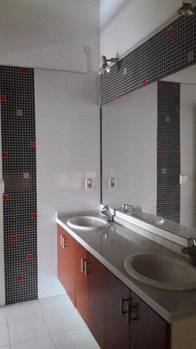 Venta Casa 4 Dormitorios Barrio Privado Colinas