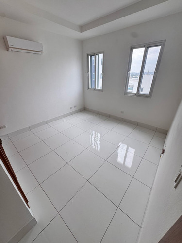 !!se Renta!! Excelente Apartamento De 160m