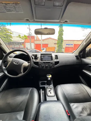 Toyota Fortuner 2.7 Sr5 4X2