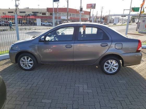 Toyota Etios 1.5 X Plus Sedan 16v Flex 4p Automático