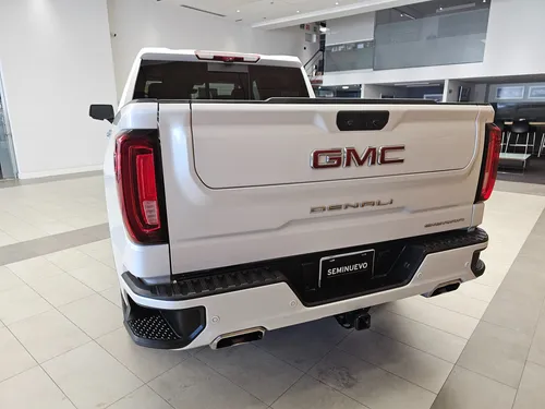 GMC Sierra 6.2 Denali Dvd At