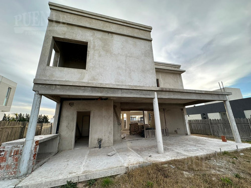 Obra En Construcción A La Venta En Lagos De Canning 1