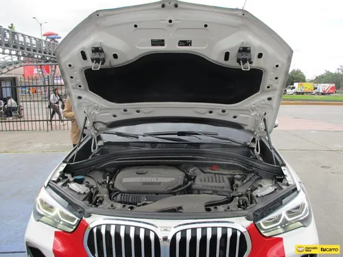 BMW X1 SDRIVE 20i 2000CC AT AA